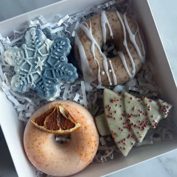 HOLiDAY SOAP Box of 4